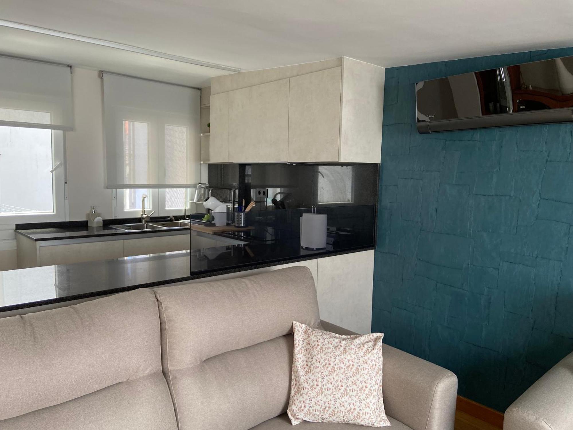 Atico 22 - Centrico, Aire Acondicionado Y Parking *